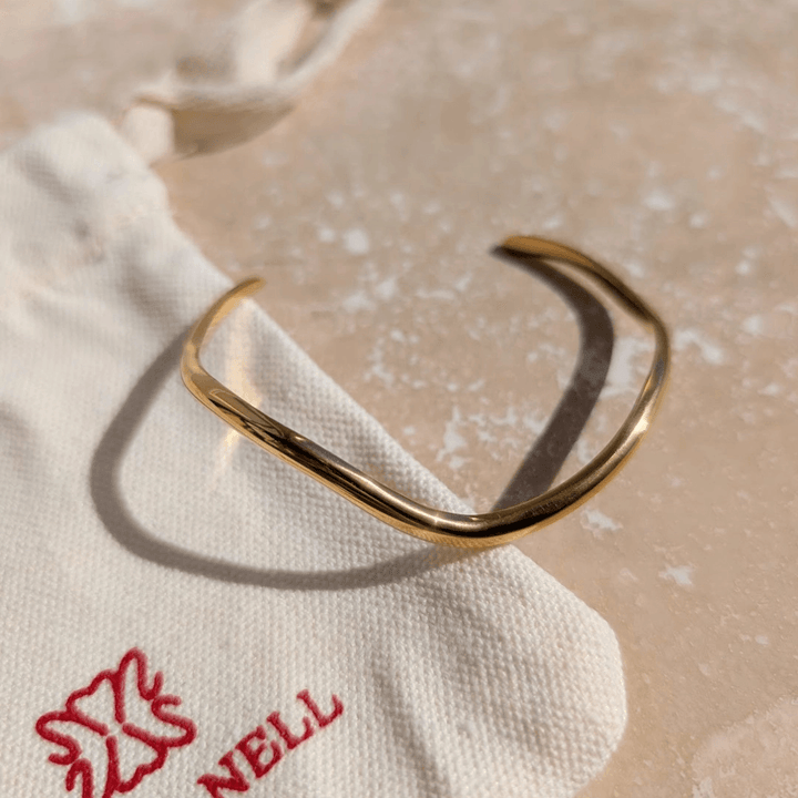 Minimal Wave Bangle
