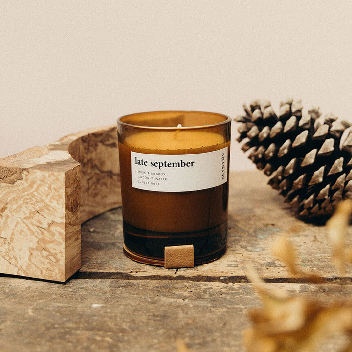 Keynvõr Late September Glass Jar Candle