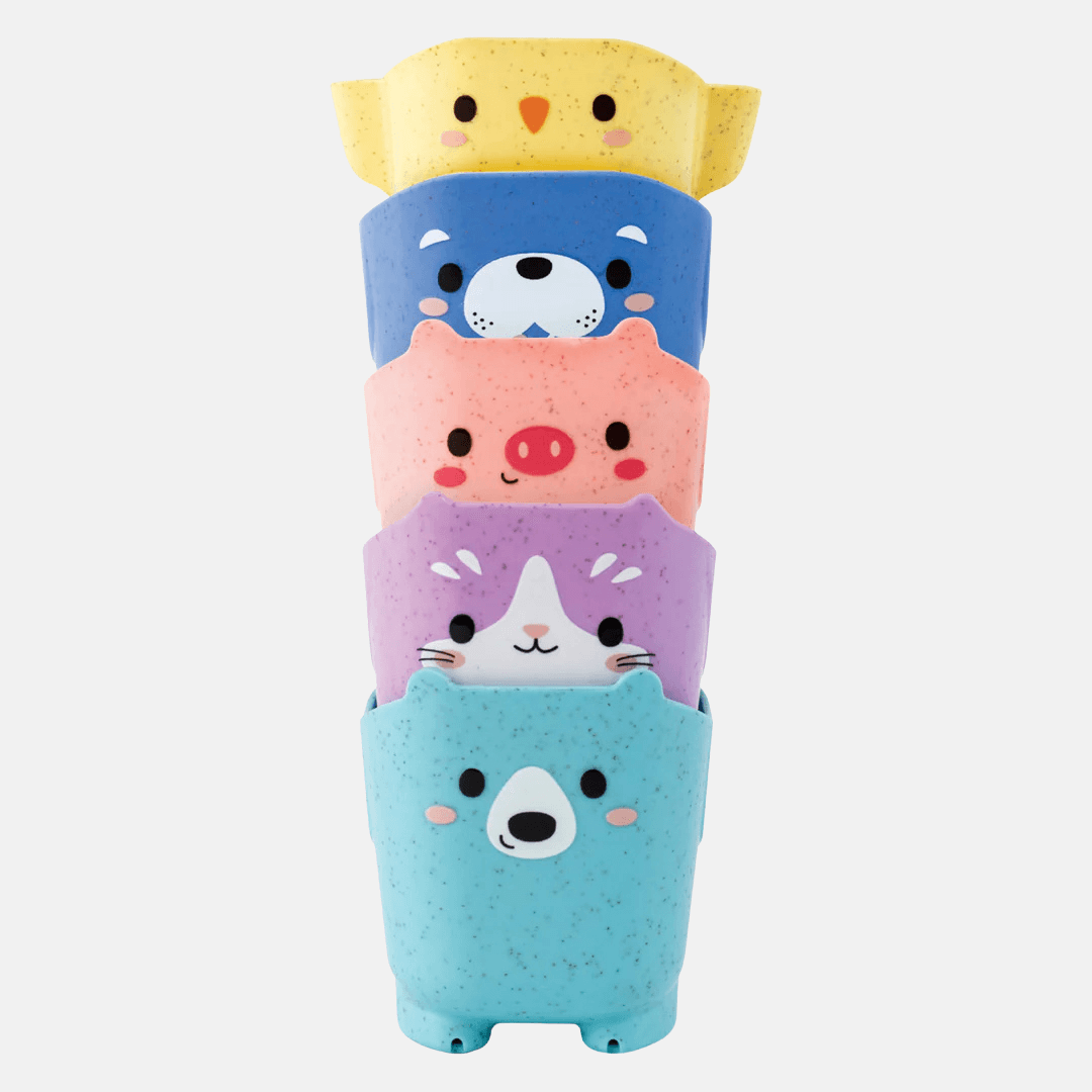 Pour & Play Animal Cups